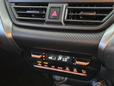 2025-Toyota-Starlet-Cross-15XS_22