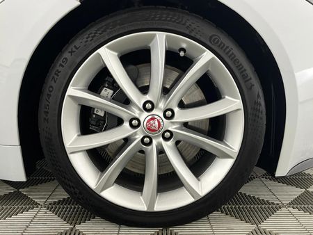 2017-Jaguar-F-Type-S-30-V6-Coupe-Auto_3