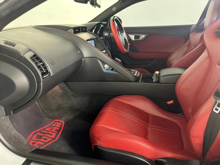 2017-Jaguar-F-Type-S-30-V6-Coupe-Auto_6
