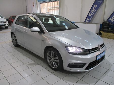 2017-Volkswagen-Golf-VII-14-TSI-Comfortline-R-Line-Auto_1