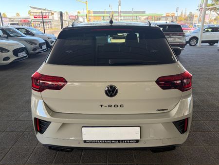 2026-Volkswagen-T-Roc-20-TSI-4M-R-Line-Auto_4