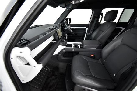 2025-Land-Rover-Defender-110-D350-X-Dynamic-HSE_9
