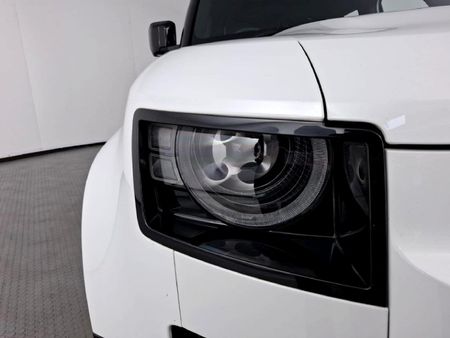 2025-Land-Rover-Defender-110-D350-X-Dynamic-HSE_16