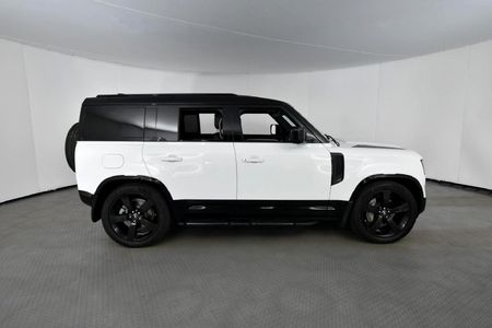 2025-Land-Rover-Defender-110-D350-X-Dynamic-HSE_3