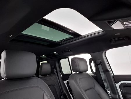 2025-Land-Rover-Defender-110-D350-X-Dynamic-HSE_8