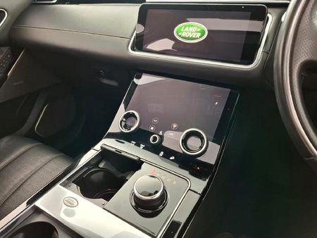 2019-Land-Rover-Range-Rover-Velar-30-D-HSE-D300_15