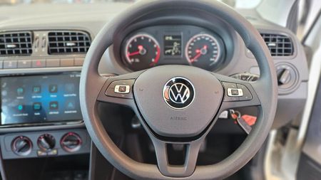 2026-Volkswagen-Polo-Vivo-14_11