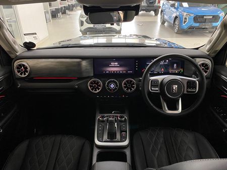 2024-GWM-Tank-300-20T-Super-Luxury-4x4_13