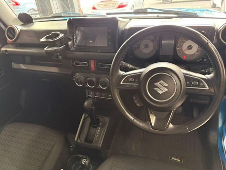 2020-Suzuki-Jimny-15-GLX-Auto_8