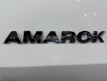 2017-Volkswagen-Amarok-30-TDI-Highline-4Motion-Auto-Double-Cab_11