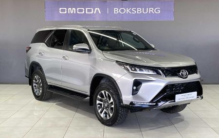 2024-Toyota-Fortuner-28-GD-6-4x4-Auto_0