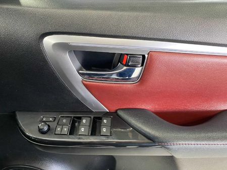 2024-Toyota-Fortuner-28-GD-6-4x4-Auto_12