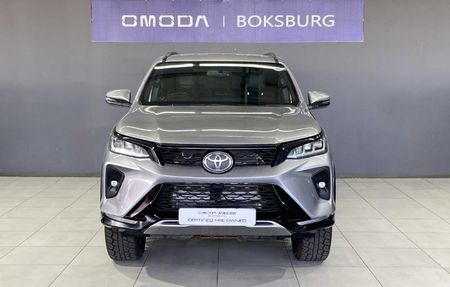 2024-Toyota-Fortuner-28-GD-6-4x4-Auto_1