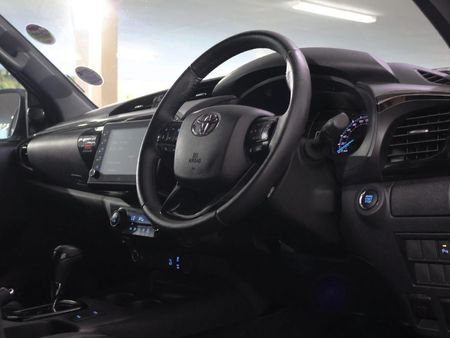 2024-Toyota-Hilux-28-GD-6-Raised-Body-Legend-RS-4x4-Auto-Double-Cab_16