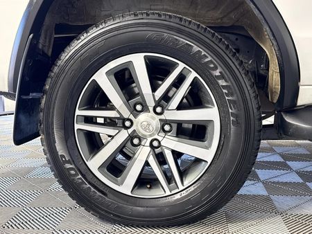 2018-Toyota-Fortuner-28-GD-6-Raised-Body-Auto_7