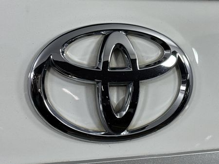 2022-Toyota-Fortuner-24-GD-6-Raised-Body-Auto_11