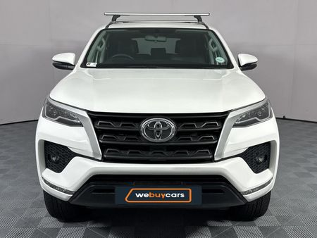 2022-Toyota-Fortuner-24-GD-6-Raised-Body-Auto_15