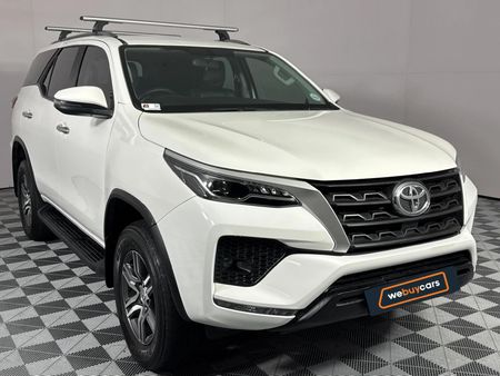 2022-Toyota-Fortuner-24-GD-6-Raised-Body-Auto_16