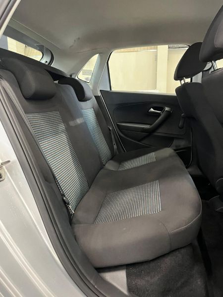 2024-Volkswagen-Polo-Vivo-16-Comfortline-Auto-5-dr_11