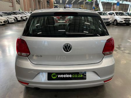 2024-Volkswagen-Polo-Vivo-16-Comfortline-Auto-5-dr_3