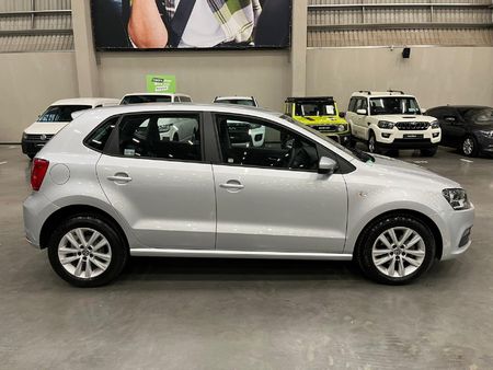 2024-Volkswagen-Polo-Vivo-16-Comfortline-Auto-5-dr_1