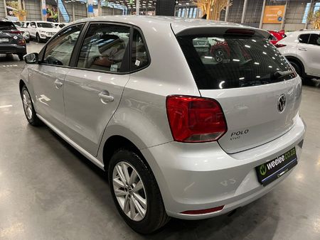 2024-Volkswagen-Polo-Vivo-16-Comfortline-Auto-5-dr_4