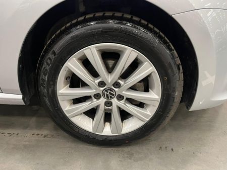 2024-Volkswagen-Polo-Vivo-16-Comfortline-Auto-5-dr_8