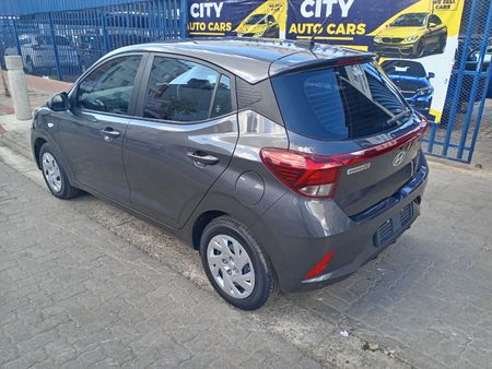 2024-Hyundai-Grand-i10-10-Motion_9