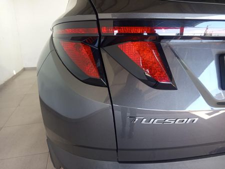 2023-Hyundai-Tucson-20-Premium-Auto_6