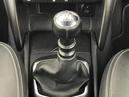2012-Peugeot-207-CC-16-Sport-II_9