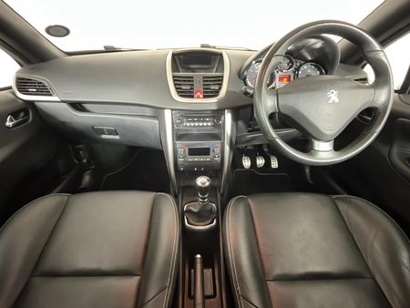 2012-Peugeot-207-CC-16-Sport-II_1