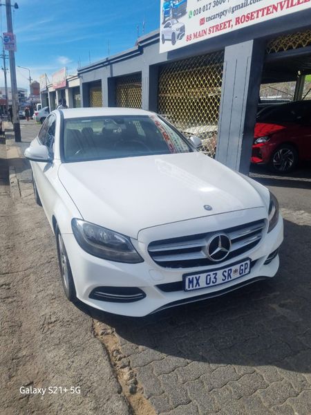 2016-Mercedes-Benz-C-Class-C-180-Auto_0