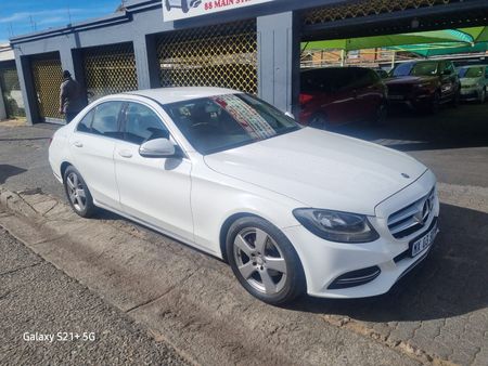 2016-Mercedes-Benz-C-Class-C-180-Auto_11