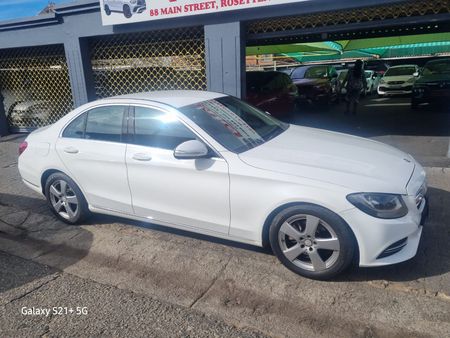 2016-Mercedes-Benz-C-Class-C-180-Auto_15