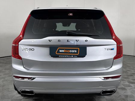 2017-Volvo-XC90-T8-Twin-Engine-Inscription-AWD_17