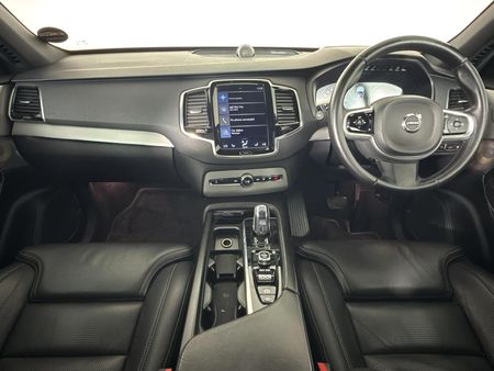 2017-Volvo-XC90-T8-Twin-Engine-Inscription-AWD_1