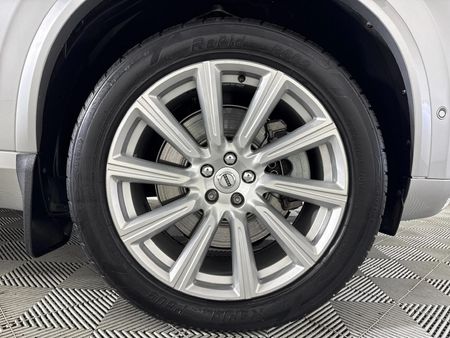 2017-Volvo-XC90-T8-Twin-Engine-Inscription-AWD_5