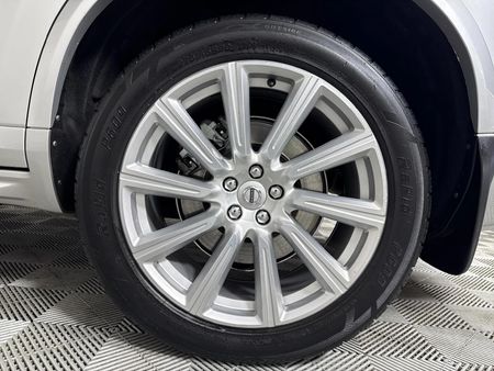 2017-Volvo-XC90-T8-Twin-Engine-Inscription-AWD_6