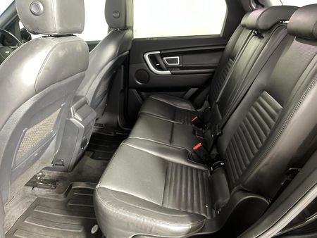 2019-Land-Rover-Discovery-Sport-20i4-D-HSE-Lux_3