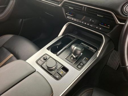 2025-Mazda-CX-60-33D-AWD-Takumi_10