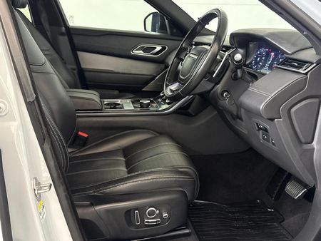 2018-Land-Rover-Range-Rover-Velar-30-D-HSE-D300_9