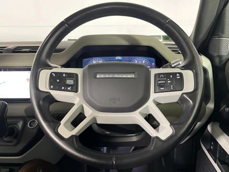 2021-Land-Rover-Defender-110-D300-SE-X-Dynamic-221kW_13