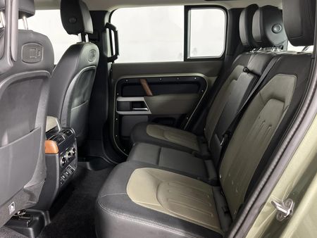 2021-Land-Rover-Defender-110-D300-SE-X-Dynamic-221kW_3