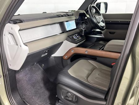 2021-Land-Rover-Defender-110-D300-SE-X-Dynamic-221kW_8