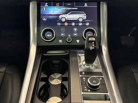 2019-Land-Rover-Range-Rover-Sport-30-SE-250kW_10