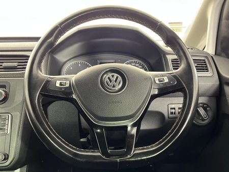 2018-Volkswagen-Caddy-Alltrack-20-TDI-Auto-103kW_12