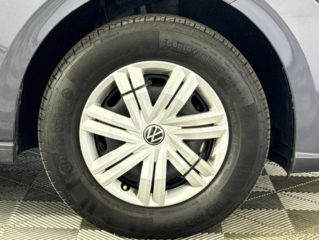 2025-Volkswagen-Polo-10-TSI_4