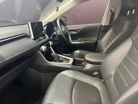 2025-Toyota-RAV4-25-VX-Hybrid-CVT-E-Four_8