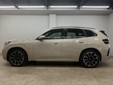 2024-BMW-X3-30e-xDrive-M-Sport_1