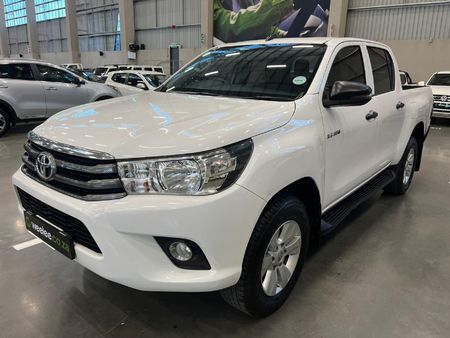 2018-Toyota-Hilux-24-GD-6-Raised-Body-SRX-Double-Cab_6